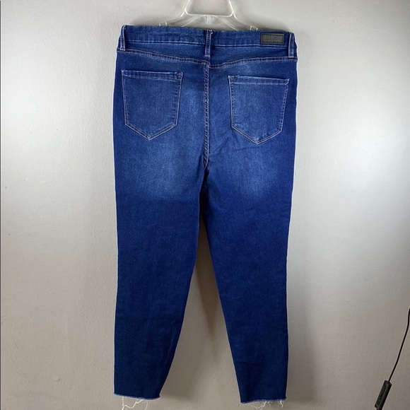 from the Nicole millar Jeans - Picture 7 of 13